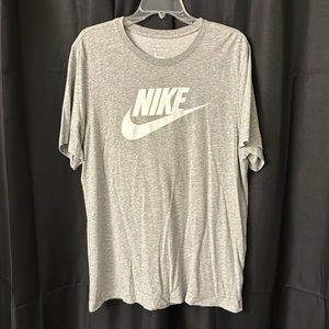 Men’s Nike Graphic T-Shirt XL